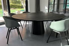 ronde eettafel
