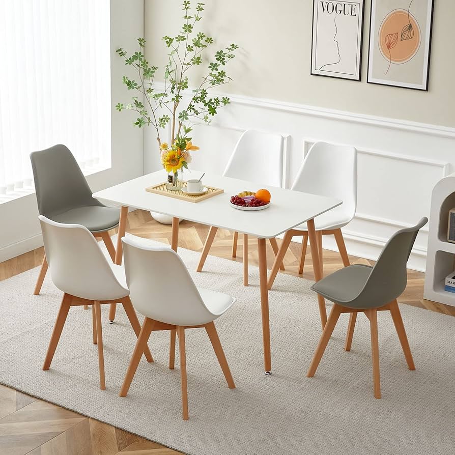 complete eettafel met stoelen