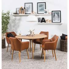 tafel met 4 stoelen