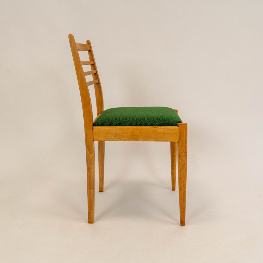 meubels stoelen